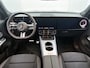 Mercedes-Benz GLB 200 Business Solution AMG 7p. 58 kWh | Premium pakket | Winterpakket | Nightpakket | Trekhaak | Vast panoramadak | 19” vijfspaaks lichtmetalen AMG-velgen | GUARD 360° |