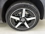 Mercedes-Benz GLB 200 Business Solution AMG 7p. 58 kWh | Premium pakket | Winterpakket | Nightpakket | Trekhaak | Vast panoramadak | 19” vijfspaaks lichtmetalen AMG-velgen | GUARD 360° |