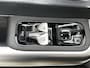 Mercedes-Benz GLB 200 Business Solution AMG 7p. 58 kWh | Premium pakket | Winterpakket | Nightpakket | Trekhaak | Vast panoramadak | 19” vijfspaaks lichtmetalen AMG-velgen | GUARD 360° |