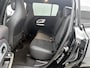 Mercedes-Benz GLB 200 Business Solution AMG 7p. 58 kWh | Premium pakket | Winterpakket | Nightpakket | Trekhaak | Vast panoramadak | 19” vijfspaaks lichtmetalen AMG-velgen | GUARD 360° |