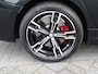 BMW 3-Serie 330e M Sport Pro Comfort Pack BMW Live Cockpit Plus Driving Assistant 18''LM Velgen