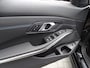 BMW 3-Serie 330e M Sport Pro Comfort Pack BMW Live Cockpit Plus Driving Assistant 18''LM Velgen