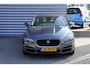 Jaguar XE 2.0D 180PK Prestige Aut. AWD Ecc Navi Cruise Leer dealerauto!