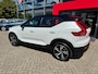 Volvo XC40 1.5 T4 Recharge R-Design Expression|Zwart dak|NL-auto|Elektr. stoelen met Memory|SOH 90%
