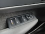 Volvo XC40 1.5 T5 Plug-in hybrid Ultimate Dark | Apple carplay | Pano dak | Elektr. trekhaak | BLISS | Sportstoelen |