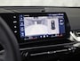 BMW X1 xDrive25e Automaat 245Pk (APPLE CARPLAY, HEAD-UP DISPLAY, 360 CAMERA, GETINT GLAS, LEDER, STOELVERWARMING, ZWARTE HEMEL, NIEUWSTAAT)