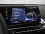 BMW X1 xDrive25e Automaat 245Pk (APPLE CARPLAY, HEAD-UP DISPLAY, 360 CAMERA, GETINT GLAS, LEDER, STOELVERWARMING, ZWARTE HEMEL, NIEUWSTAAT)