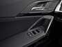BMW X1 xDrive25e Automaat 245Pk (APPLE CARPLAY, HEAD-UP DISPLAY, 360 CAMERA, GETINT GLAS, LEDER, STOELVERWARMING, ZWARTE HEMEL, NIEUWSTAAT)