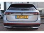 Volkswagen Passat Variant 1.5 eTSI R-Line Business | Achteruitrijcamera | Hill hold functie | Keyless start | Achteruitrijcamera | Hill hold functie | Keyless start