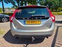 Volvo V60 1.6 T3 Momentum 1e eigenaar dealer onderhouden navigatie cruis control leerbekeleding