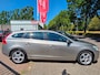 Volvo V60 1.6 T3 Momentum 1e eigenaar dealer onderhouden navigatie cruis control leerbekeleding