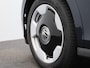 Volkswagen ID. Buzz People Pro 86 kWh LWB 6p. 286PK | Automaat | Airco | Navigatie | Achteruitrijcamera | Stoel Verwarming | Elektrische Schuifdeuren | Adaptive Cruise Control | Parkeersensoren Voor + Achter |