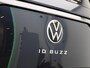 Volkswagen ID. Buzz People Pro 86 kWh LWB 6p. 286PK | Automaat | Airco | Navigatie | Achteruitrijcamera | Stoel Verwarming | Elektrische Schuifdeuren | Adaptive Cruise Control | Parkeersensoren Voor + Achter |