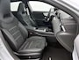 Mercedes-Benz A-klasse 250 e 140 Year Edition | Premium Plus | Parkeerpakket | Panoramaschuifdak | 360° camera | Burmester surround sound system | 19 inch multispaaks lichtmetalen AMG-velgen |