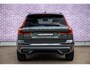 Volvo XC60 2.0 T6 Plug-in hybrid AWD Ultra Dark | Luchtvering | Trekhaak | Head Up Display | Adaptieve Cruise Control | 360 Camera | Donker Glas |