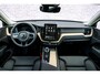 Volvo XC60 2.0 T6 Plug-in hybrid AWD Ultra Dark | Luchtvering | Trekhaak | Head Up Display | Adaptieve Cruise Control | 360 Camera | Donker Glas |