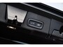 Volvo XC60 2.0 T6 Plug-in hybrid AWD Ultra Dark | Luchtvering | Trekhaak | Head Up Display | Adaptieve Cruise Control | 360 Camera | Donker Glas |