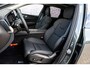 Volvo XC60 2.0 T6 Plug-in hybrid AWD Ultra Dark | Luchtvering | Trekhaak | Head Up Display | Adaptieve Cruise Control | 360 Camera | Donker Glas |