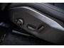 Volvo XC60 2.0 T6 Plug-in hybrid AWD Ultra Dark | Luchtvering | Trekhaak | Head Up Display | Adaptieve Cruise Control | 360 Camera | Donker Glas |