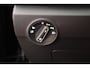 Volkswagen T-Roc 1.5 TSI 150pk DSG R-Line Edition Trekhaak Camera Stoelverwarming Massage Virtual Cockpit Navigatie