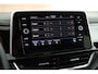 Volkswagen T-Roc 1.5 TSI 150pk DSG R-Line Edition Trekhaak Camera Stoelverwarming Massage Virtual Cockpit Navigatie