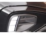 Volkswagen T-Roc 1.5 TSI 150pk DSG R-Line Edition Trekhaak Camera Stoelverwarming Massage Virtual Cockpit Navigatie