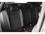 Volkswagen T-Roc 1.5 TSI 150pk DSG R-Line Edition Trekhaak Camera Stoelverwarming Massage Virtual Cockpit Navigatie
