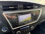 Toyota Auris 1.8 HYBRID LEASE PRO PANORAMADAK NAVI LEDER STOEL VERWARMING . CRUISE CONTROL .
