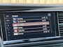 Volkswagen Transporter 2.0 TDI L2H1 30 DC | BPM Vrij | Bulli | Bear Lock | Apple Carplay | Cruise Control Adaptief | Voorruit Verwarming | Achteruitrij Camera |