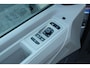 Volkswagen Multivan 1.4 218pk eHybrid L2H1 Life | SoH 96% | Panoramadak | Trekhaak | Adaptive Cruise