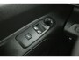 Peugeot Partner Elektrisch 50 kWh L2 | Snelladen | SOH 98% | Airco | Cruise | Carplay | Navi | Trekhaak | Parkeersens.