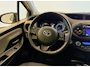 Toyota Yaris 1.5 HYBRID BLACK & WHITE GARANTIE TOT 2030! CLIMAT CONTROLL. ACHTERUITRIJ CAMERA . SLECHTS 58.000 KM GEREDEN!