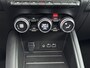 Renault Captur 1.6 E-Tech full hybrid 145 E-Tech engineered | TREKHAAK | PANORAMADAK | CAMERA | STOEL-STUUR VERWARMING | BOSE | CLIMATE CONTROL | ADAPTIEF CRUISECONTROL | PARKEERSENSOREN |