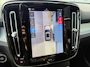 Volvo XC40 2.0 B4 Plus Black Edition | Panoramadak | Keyless Entry | Trekhaak | 360 camera | Stoelverwarming |