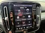 Volvo XC40 2.0 B4 Plus Black Edition | Panoramadak | Keyless Entry | Trekhaak | 360 camera | Stoelverwarming |
