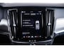 Volvo V90 2.0 T6 Plug-in hybrid AWD Plus Dark Trekhaak - Adaptieve Cruise Control - Harman Kardon - Stoelverwarming voor/achter - Full-LED Active High Beam koplampen - Pilot Assist -