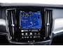 Volvo V90 2.0 T6 Plug-in hybrid AWD Plus Dark Trekhaak - Adaptieve Cruise Control - Harman Kardon - Stoelverwarming voor/achter - Full-LED Active High Beam koplampen - Pilot Assist -