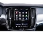 Volvo V90 2.0 T6 Plug-in hybrid AWD Plus Dark Trekhaak - Adaptieve Cruise Control - Harman Kardon - Stoelverwarming voor/achter - Full-LED Active High Beam koplampen - Pilot Assist -