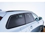 Volvo V90 2.0 T6 Plug-in hybrid AWD Plus Dark Trekhaak - Adaptieve Cruise Control - Harman Kardon - Stoelverwarming voor/achter - Full-LED Active High Beam koplampen - Pilot Assist -