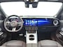 Mercedes-Benz GLB 200 Business Solution AMG 7p. | Premium plus pakket | Nightpakket | Parkeerpakket | Trekhaak | Vast panoramadak | Massage functie | GUARD 360° | Burmester Surround Sound systeem | 19” vijfspaaks lichtmetalen AMG-velgen |