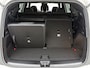 Mercedes-Benz GLB 200 Business Solution AMG 7p. | Premium plus pakket | Nightpakket | Parkeerpakket | Trekhaak | Vast panoramadak | Massage functie | GUARD 360° | Burmester Surround Sound systeem | 19” vijfspaaks lichtmetalen AMG-velgen |