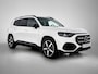 Mercedes-Benz GLB 200 Business Solution AMG 7p. | Premium plus pakket | Nightpakket | Parkeerpakket | Trekhaak | Vast panoramadak | Massage functie | GUARD 360° | Burmester Surround Sound systeem | 19” vijfspaaks lichtmetalen AMG-velgen |