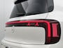 Mercedes-Benz GLB 200 Business Solution AMG 7p. | Premium plus pakket | Nightpakket | Parkeerpakket | Trekhaak | Vast panoramadak | Massage functie | GUARD 360° | Burmester Surround Sound systeem | 19” vijfspaaks lichtmetalen AMG-velgen |