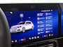 Mercedes-Benz GLB 200 Business Solution AMG 7p. | Premium plus pakket | Nightpakket | Parkeerpakket | Trekhaak | Vast panoramadak | Massage functie | GUARD 360° | Burmester Surround Sound systeem | 19” vijfspaaks lichtmetalen AMG-velgen |