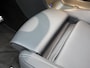 Mercedes-Benz GLB 200 Business Solution AMG 7p. | Premium plus pakket | Nightpakket | Parkeerpakket | Trekhaak | Vast panoramadak | Massage functie | GUARD 360° | Burmester Surround Sound systeem | 19” vijfspaaks lichtmetalen AMG-velgen |