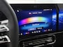 Mercedes-Benz GLB 200 Business Solution AMG 7p. | Premium plus pakket | Nightpakket | Parkeerpakket | Trekhaak | Vast panoramadak | Massage functie | GUARD 360° | Burmester Surround Sound systeem | 19” vijfspaaks lichtmetalen AMG-velgen |
