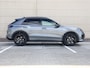 Volkswagen T-Roc R-Line First Edition 1.5 eTSI 150 PK | Headup display | Harman Kardon | Panoramadak | Trekhaak | Elektrische achterklep |