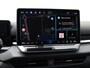 Volkswagen T-Roc R-Line First Edition 1.5 eTSI 150 PK | Headup display | Harman Kardon | Panoramadak | Trekhaak | Elektrische achterklep |