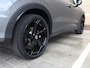 Volkswagen T-Roc R-Line First Edition 1.5 eTSI 150 PK | Headup display | Harman Kardon | Panoramadak | Trekhaak | Elektrische achterklep |