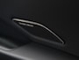 Volkswagen T-Roc R-Line First Edition 1.5 eTSI 150 PK | Headup display | Harman Kardon | Panoramadak | Trekhaak | Elektrische achterklep |